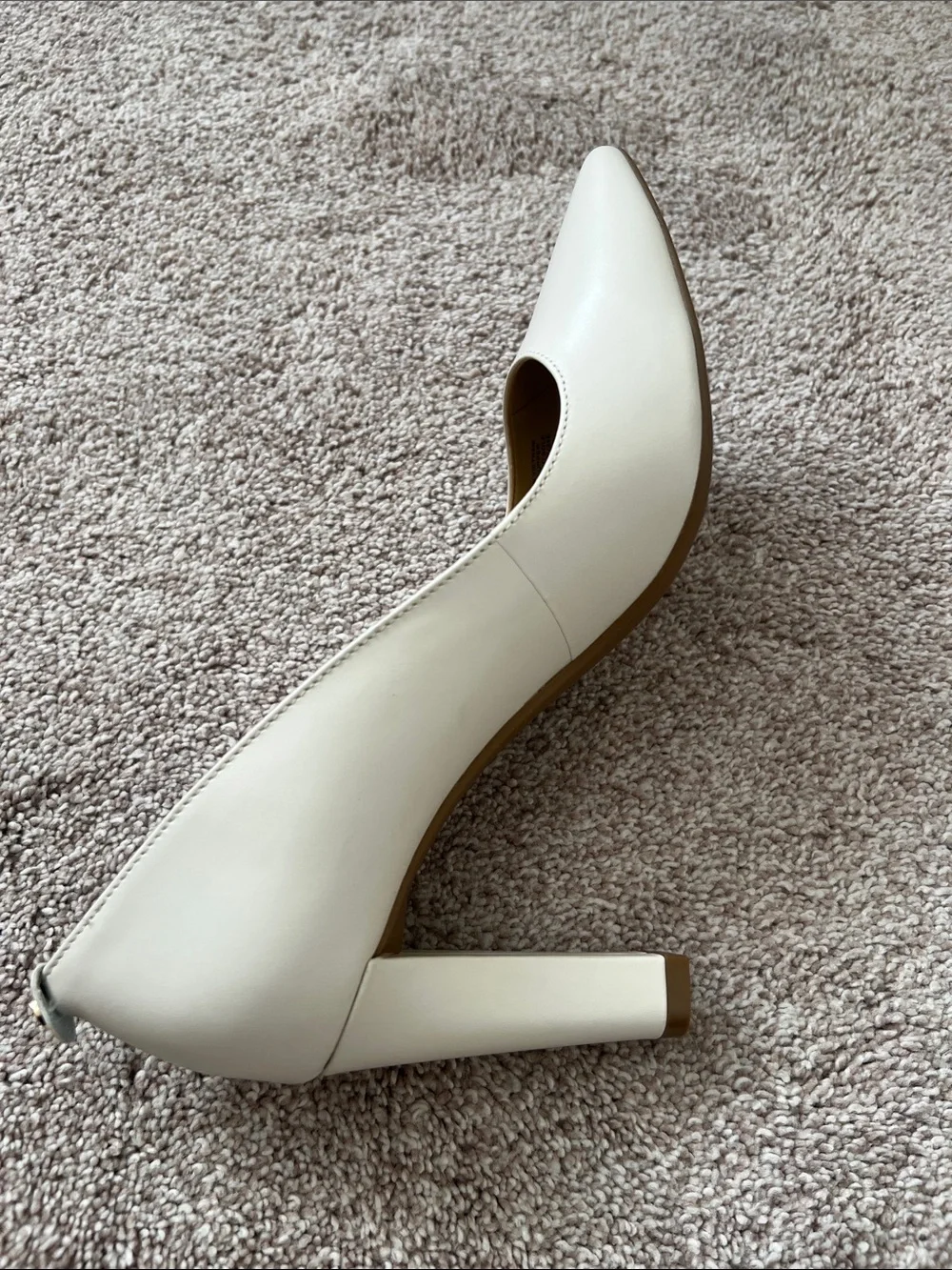 CREAM/ WHITE MILLY FLEX PUMP By MICHAEL KORS